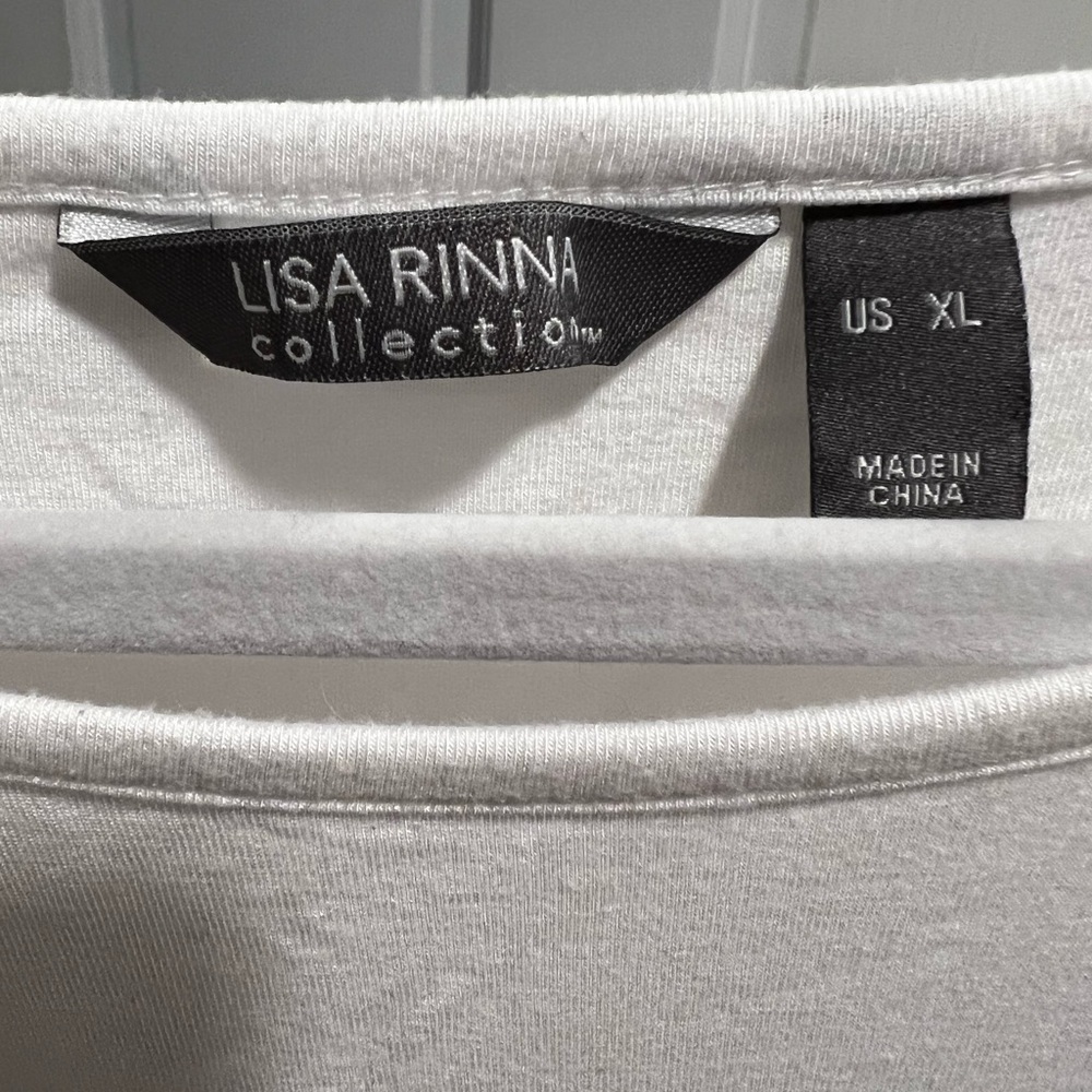Lisa Rinna Shirt - Picture 2 of 3